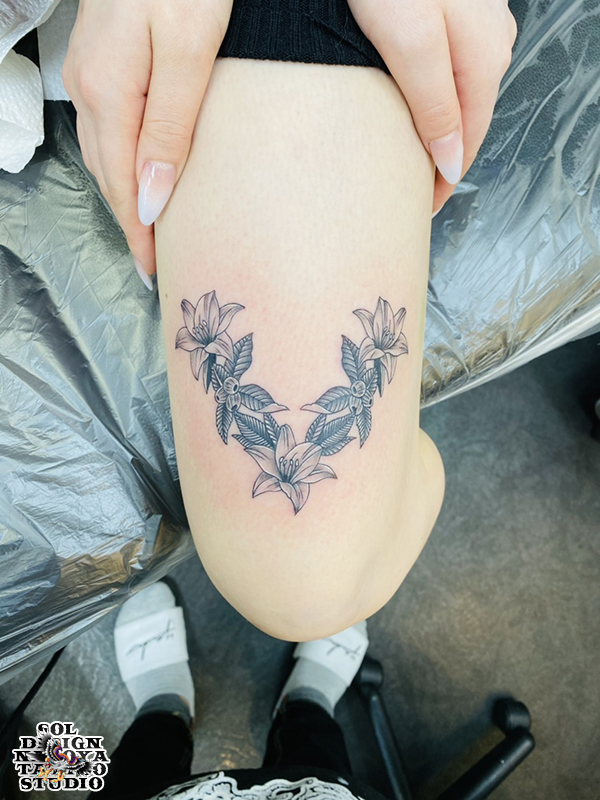 名古屋　タトゥー　女性